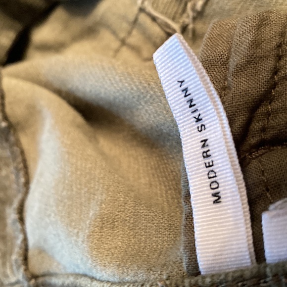 Loft corduroy pine green, modern-skinny, size 14, side zipped pants. - Picture 4 of 4